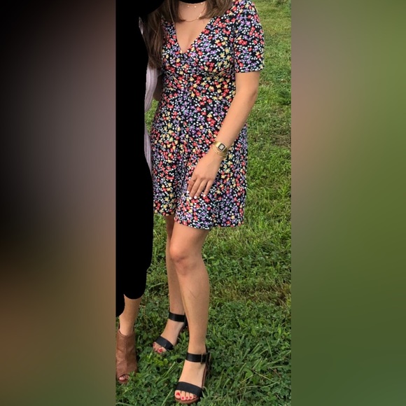 Floral dress - Picture 4 of 5